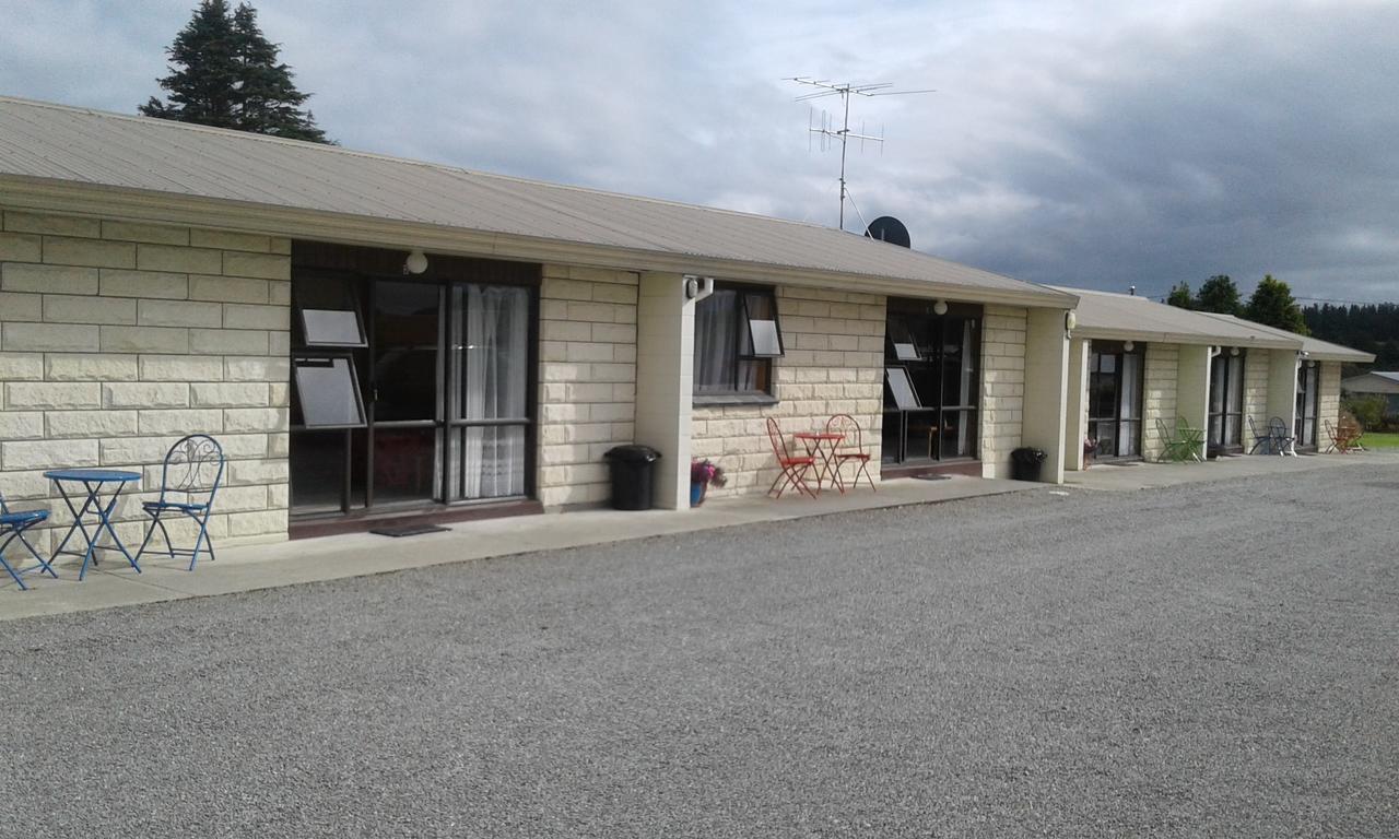 Moeraki Boulders Motel Hampden Екстер'єр фото